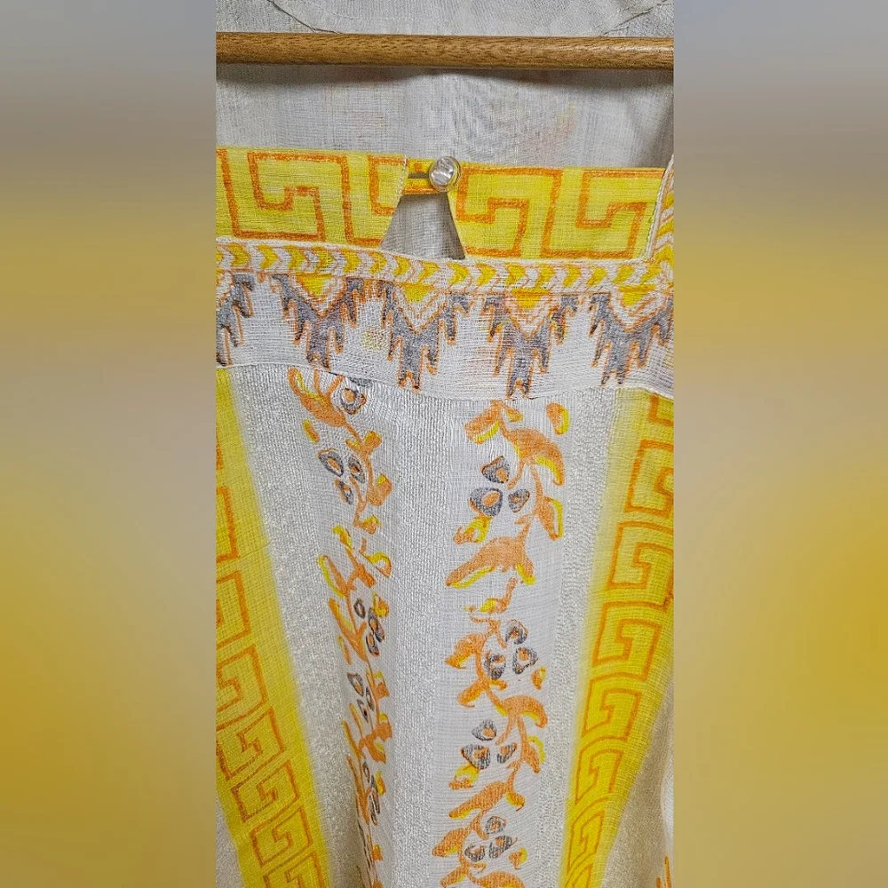 Woman's Punjabi Suit - Picture 5 of 9